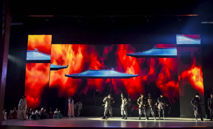 Performing Arts Empower the May Day Cultural Tourism Boom